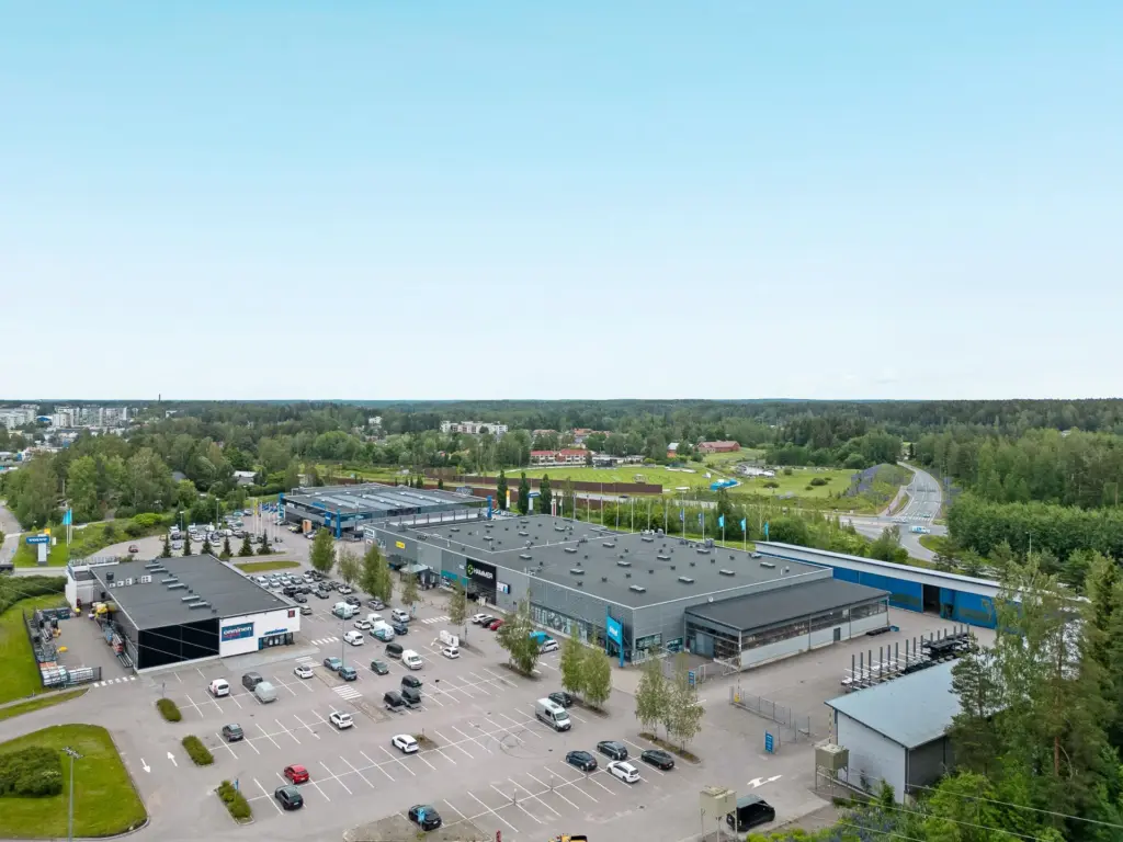 alikeravantie toimitilan ilmakuva