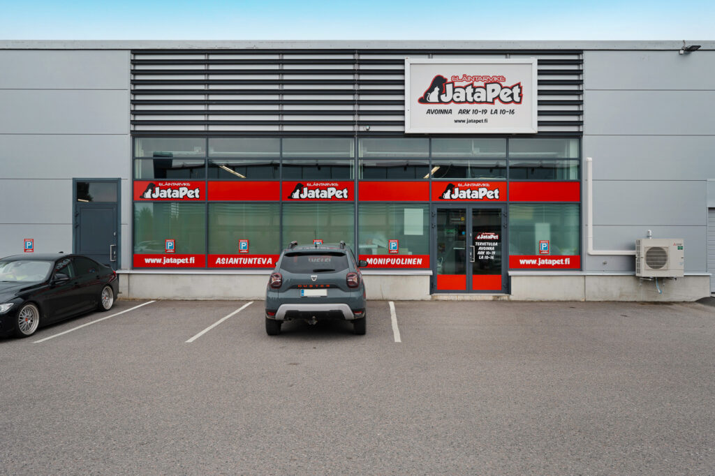 alikeravantie toimitilan julkisivu